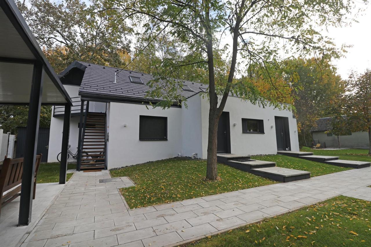 Meszes Apartman Kalocsa Zewnętrze zdjęcie
