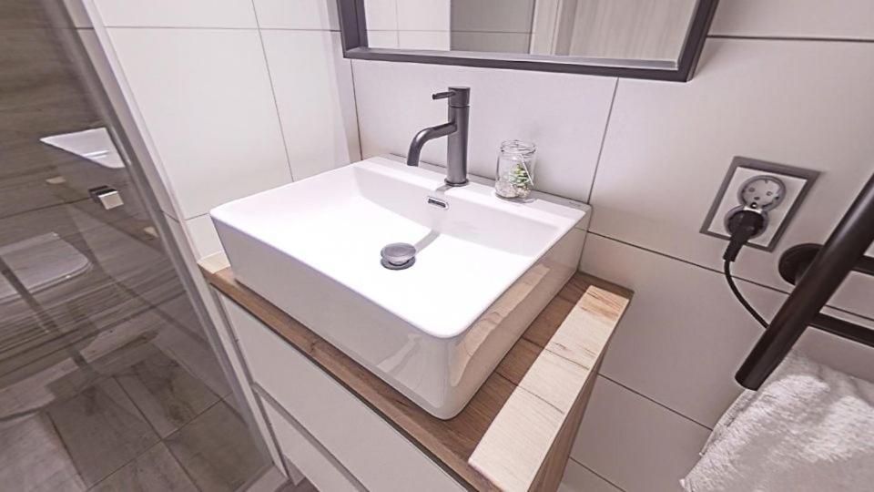 Meszes Apartman Kalocsa Zewnętrze zdjęcie