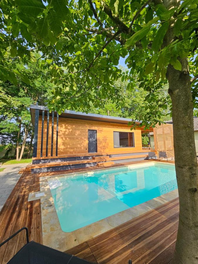 Meszes Apartman Kalocsa Zewnętrze zdjęcie